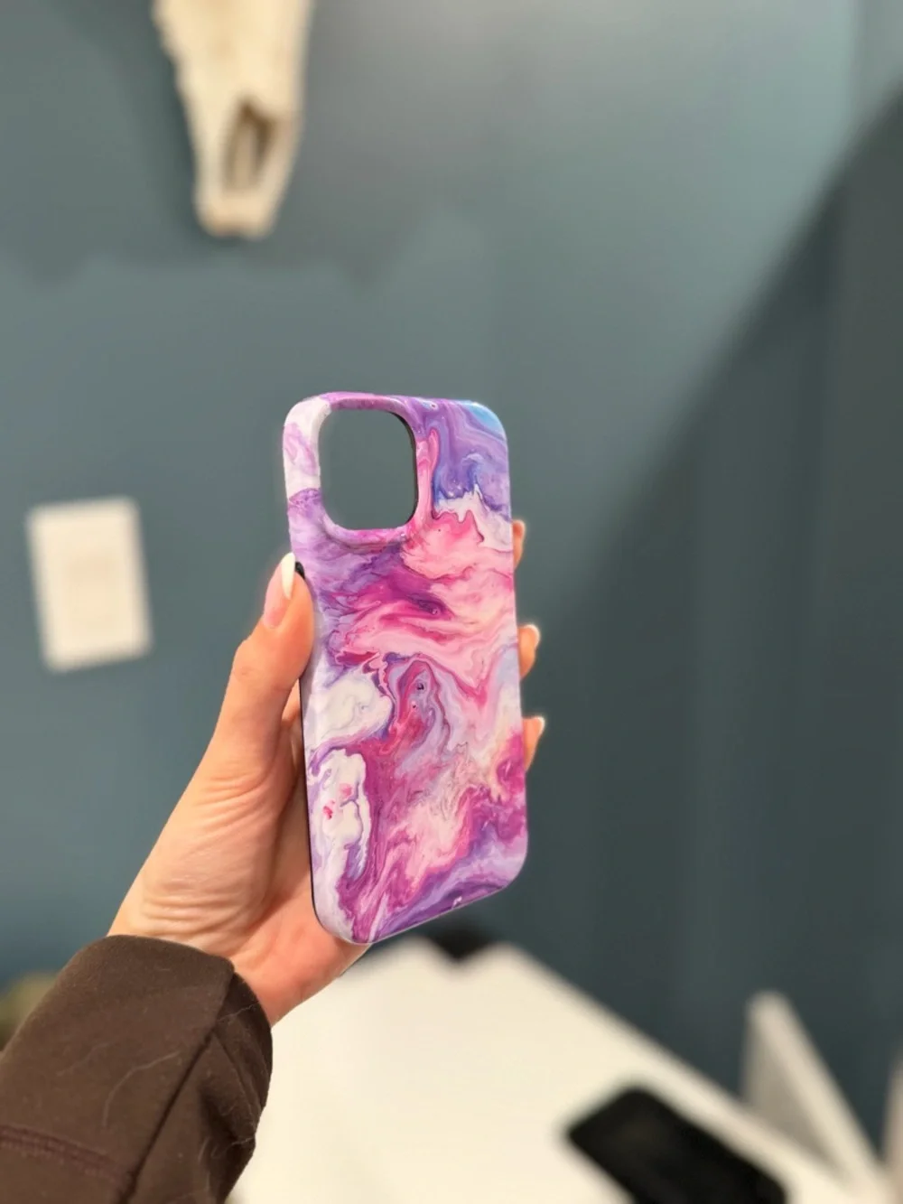 casely vibrant marbled
